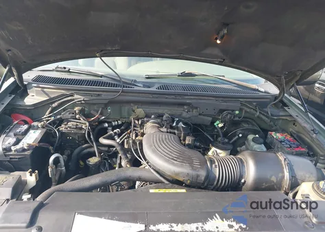 2000 Ford Expedition Eddie Bauer from USA, damaged, VIN 1FMRU1764YLB09353